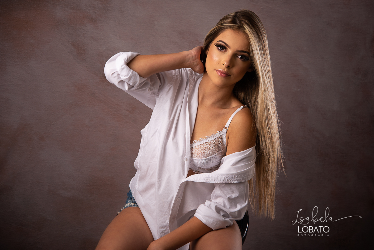 ensaio-fotografico-feminino-ensaio-sensual-boudoir-langerie-fotografa-de-ensaio-feminino-melhor-fotografa-de-barbacena-isabela-lobato-estudio-fotografico-em-barbacena-fotografa-de-modelos-book-fotografico-album-feminino-sensual-chique-sensual-feminino