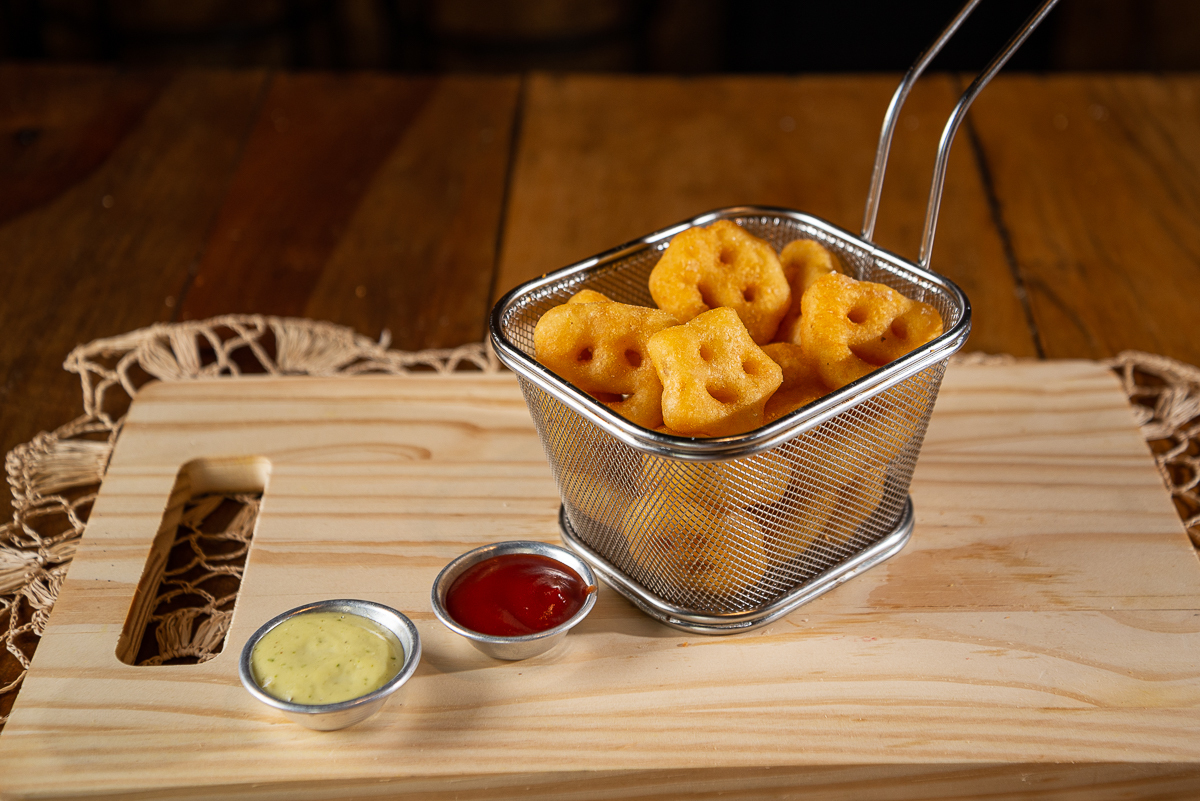 chimbica-burguer-barbacena-lanchonete-movel-melhor-hamburguer-artesanal-barbacena-burguer-picanha-rucula-fotografia-de-hamburguer-artesanal-fotografa-de-alimentos-mkt-marketing-de-alimentos-marketing-digital-foto-hamburguer-foto-de-comida-isabela-lobato