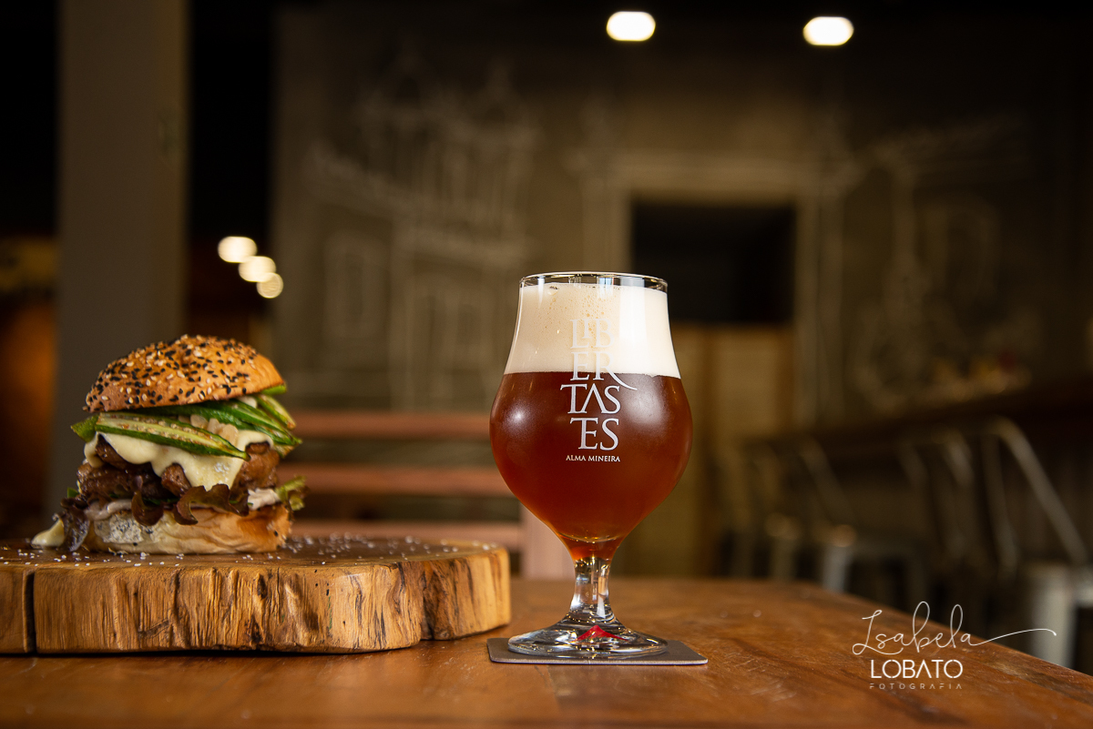 restaurante-sjdr-espaco-libertastes-cerveja-artesanal-libertastes-queijo-artesanal-chopp-saladas-sanduiche-croassant-hamburger-artesanal-risoto-chouriço-salada-pizza-mineira-costela-canjiquinha-foto-de-alimentos-fotografa-de-gastronomia-isabela-lobato