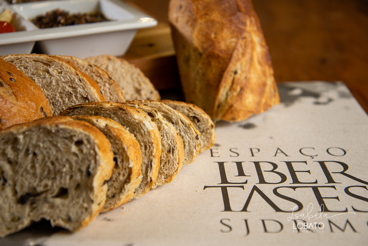 restaurante-sjdr-espaco-libertastes-cerveja-artesanal-libertastes-queijo-artesanal-chopp-saladas-sanduiche-croassant-hamburger-artesanal-risoto-chouriço-salada-pizza-mineira-costela-canjiquinha-foto-de-alimentos-fotografa-de-gastronomia-isabela-lobato