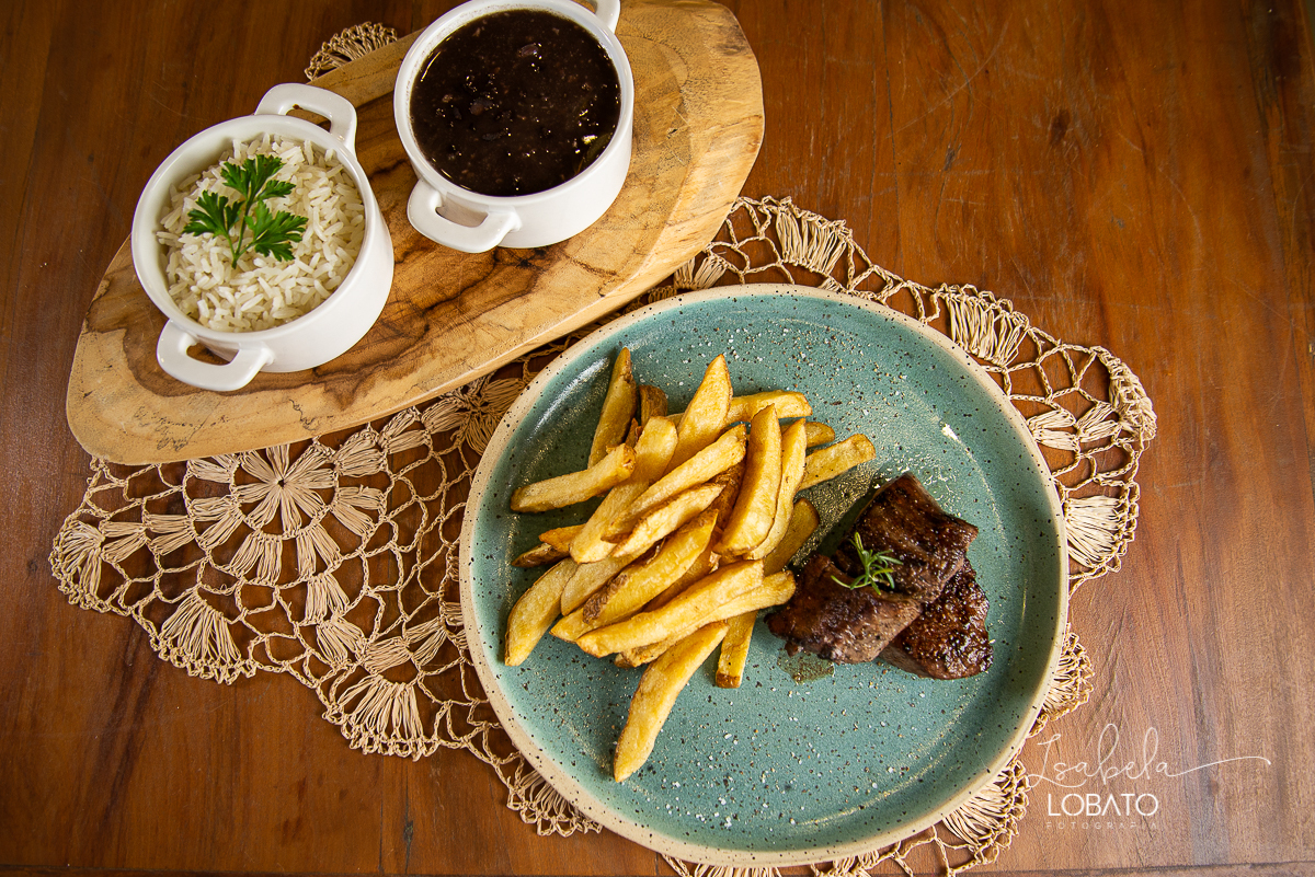 restaurante-sjdr-espaco-libertastes-cerveja-artesanal-libertastes-queijo-artesanal-chopp-saladas-sanduiche-croassant-hamburger-artesanal-risoto-chouriço-salada-pizza-mineira-costela-canjiquinha-foto-de-alimentos-fotografa-de-gastronomia-isabela-lobato