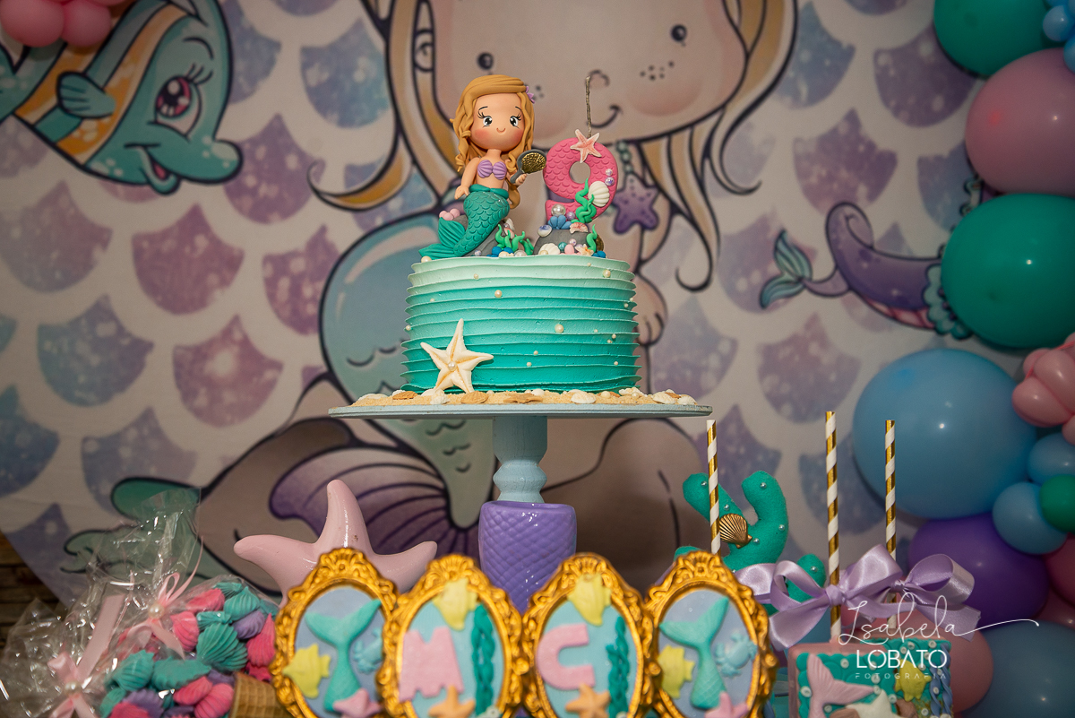 fique-em-casa-comemore-em-casa-festa-em-casa-festa-sereia-decoracao-sereia-fundo-do-mar-estrela-do-mar-festa-infantil-menina-fotografa-de-crianca-em-barbacena-isabela-lobato-fotografa-melhor-fotografa-de-barbacena-estudio-fotografico-em-barbacena-isabela