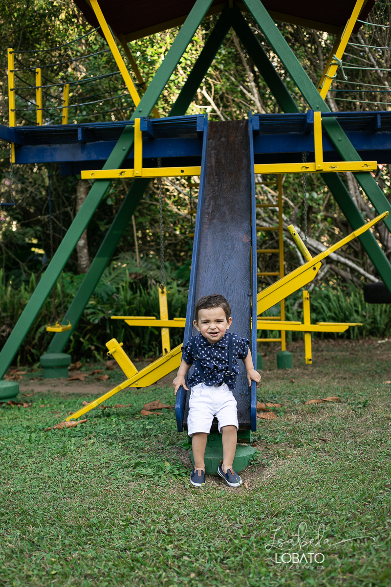 ensaio-familia-fotografia-de-familia-family-photo-ensaio-externo-em-barbacena-hotel-melhores-hoteis-de-barbacena-park-hotel-mantiqueira-fotografa-de-gestante-em-barbacena-isabela-lobato-fotografia-foto-natureza-parquinho-brincadeira-de-crianca-fotografa
