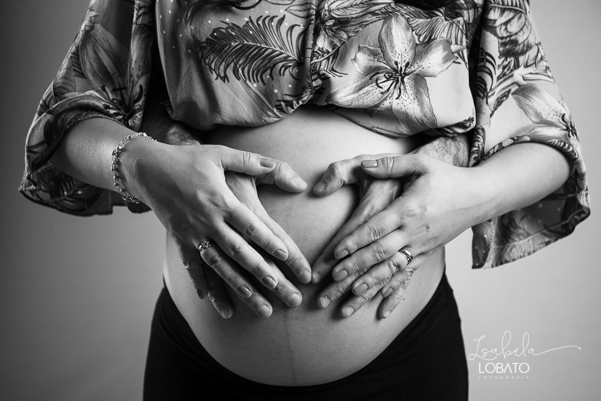 ensaio-gestante-fotografa-de-gestante-em-barbacea-estudio-fotografico-barbacena-melhor-fotografa-de-gestante-gravidez-9-meses-roupa-de-gestante-newborn-fotografa-de-bebes-isabela-lobato-fotografia-book-gestante-ensaio-de-gestante-fotografia-para-gestante