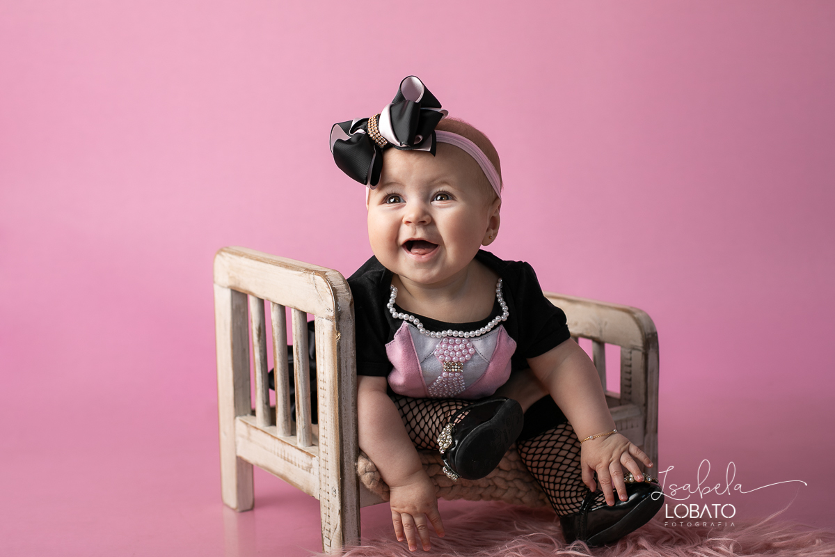fases-do-bebe-acompanhamento-fotografico-mensal-fotografia-de-bebe-ensaio-de-bebe-6-meses-estudio-fotografico-especializado-em-bebes-isabela-lobato-fotografia-barbacena-melhor-fotografa-de-crianca-poderosa-chefinha-ensaio-bebe-de-seis-meses