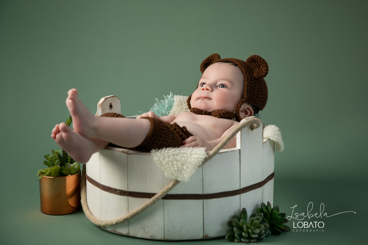 fases-do-bebe-acompanhamento-fotografico-mensal-fotografia-de-bebe-ensaio-de-bebe-6-meses-estudio-fotografico-especializado-em-bebes-isabela-lobato-fotografia-barbacena-melhor-fotografa-de-crianca-newborn-ensaio-recem-nascido-ensaio-bebe-de-quatro-meses
