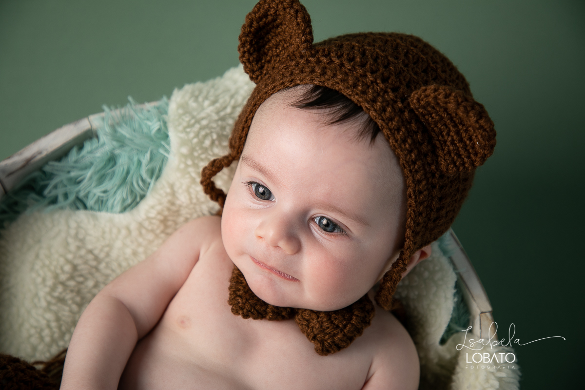 fases-do-bebe-acompanhamento-fotografico-mensal-fotografia-de-bebe-ensaio-de-bebe-6-meses-estudio-fotografico-especializado-em-bebes-isabela-lobato-fotografia-barbacena-melhor-fotografa-de-crianca-newborn-ensaio-recem-nascido-ensaio-bebe-de-quatro-meses