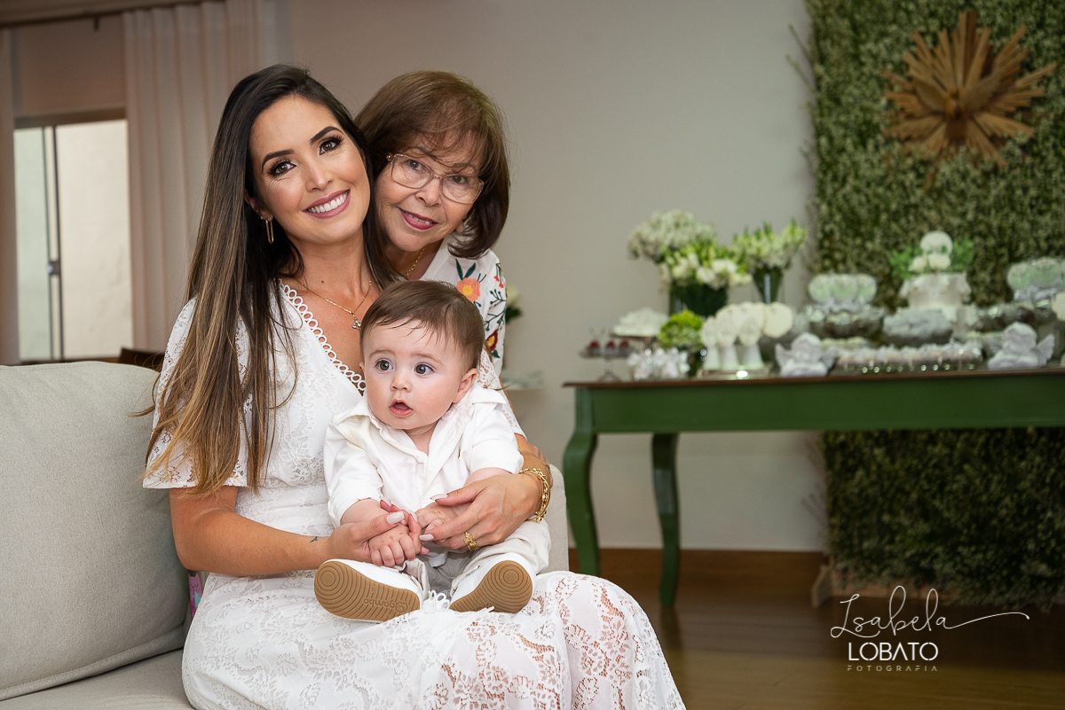 fotografia-de-batizado-em-carandai-mg-fotografo-em-carandai-festas-de-batizado-decoracao-amais-festa-carandai-fotografia-de-crianca-carndai-estudio-fotografico-carandai-isabela-lobato-fotografia-sacramento-do-batismo-decoracao-batizado-veronica