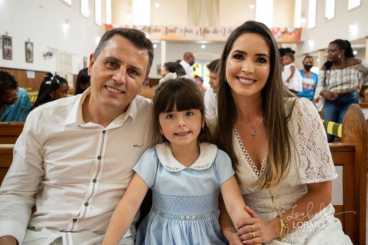 fotografia-de-batizado-em-carandai-mg-fotografo-em-carandai-festas-de-batizado-decoracao-amais-festa-carandai-fotografia-de-crianca-carndai-estudio-fotografico-carandai-isabela-lobato-fotografia-sacramento-do-batismo-decoracao-batizado-veronica