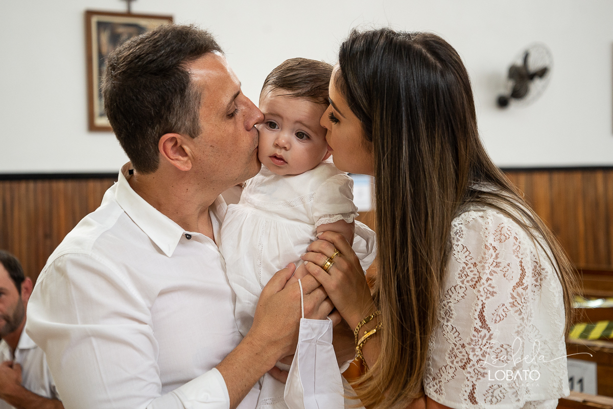 fotografia-de-batizado-em-carandai-mg-fotografo-em-carandai-festas-de-batizado-decoracao-amais-festa-carandai-fotografia-de-crianca-carndai-estudio-fotografico-carandai-isabela-lobato-fotografia-sacramento-do-batismo-decoracao-batizado-veronica