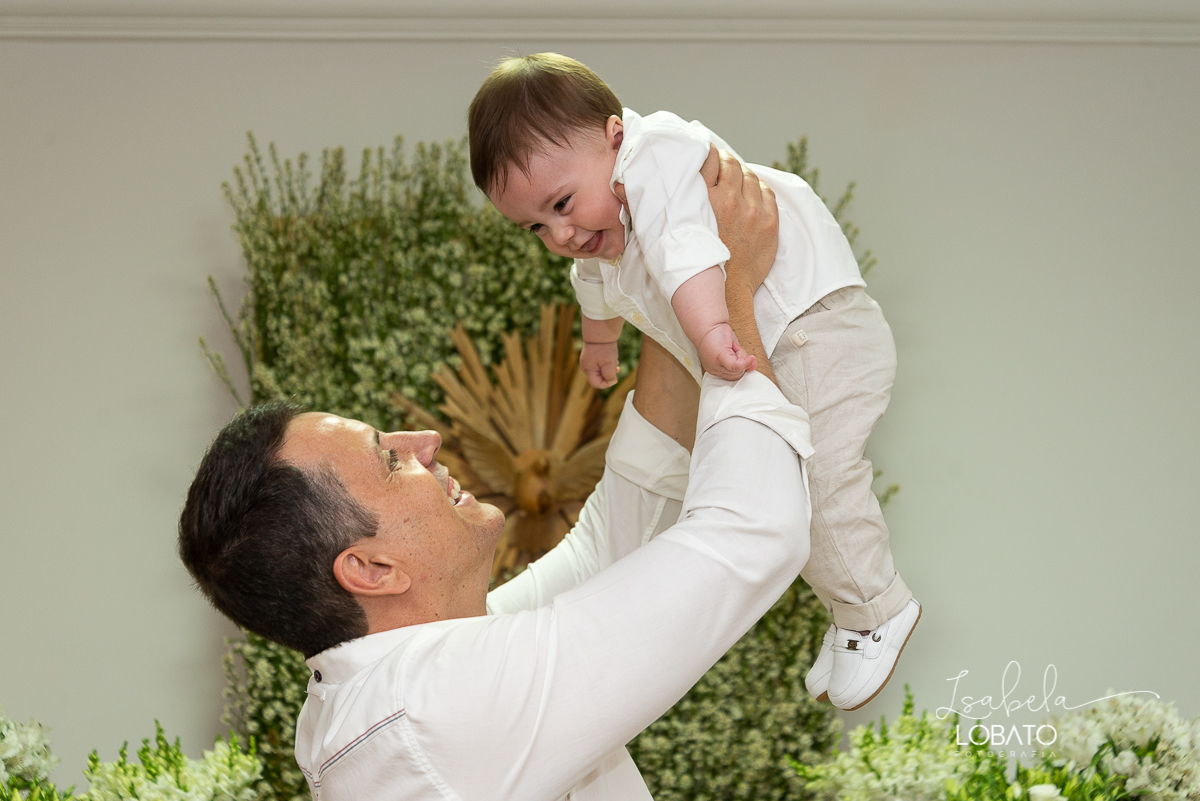 fotografia-de-batizado-em-carandai-mg-fotografo-em-carandai-festas-de-batizado-decoracao-amais-festa-carandai-fotografia-de-crianca-carndai-estudio-fotografico-carandai-isabela-lobato-fotografia-sacramento-do-batismo-decoracao-batizado-veronica