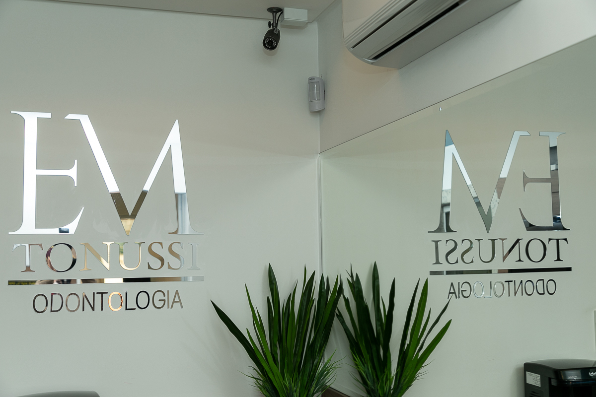 foto-publicitaria-foto-biografia-biografia-fotografia-publicitaria-mktdigital-midiassociais-marketing-marketing-digital-dentista-clinica-odontológica-harmonizacao-facil-cirurgia-dentista-implantodontia-odontopediatria-em-tonussi-odontologia-isabela-lobato