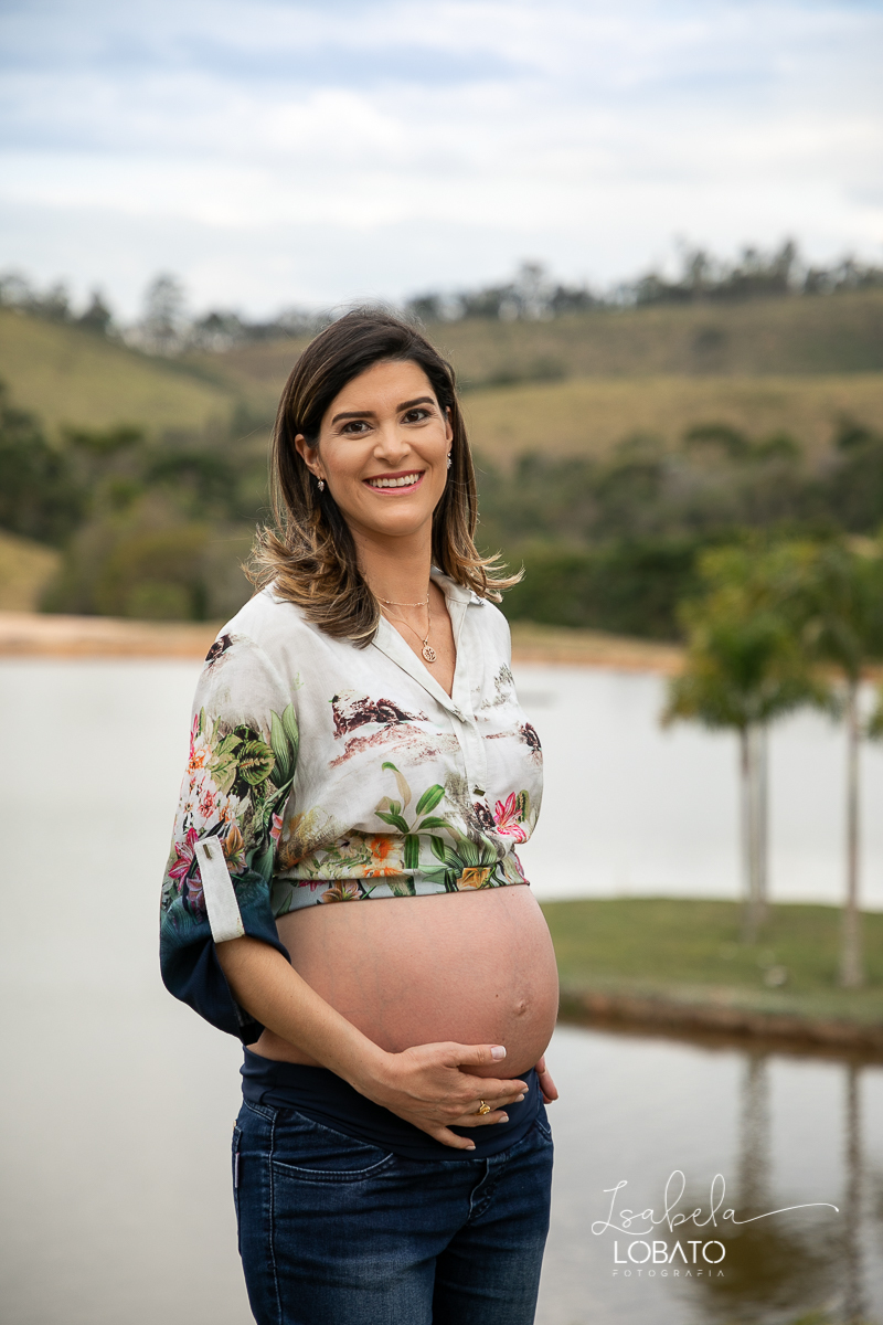 ensaio-gestante-externo-fotografia-de-gravida-fotos-de-gestante-book-de-gestante-ensaio-familia-fotografa-em-barbacena-melhor-fotografa-isabela-lobato-fotografia-ensaio-gestante-lyfiestile- amor-de-mae-roupa-de-gestante-isabela-lobato-fotografia-estudio