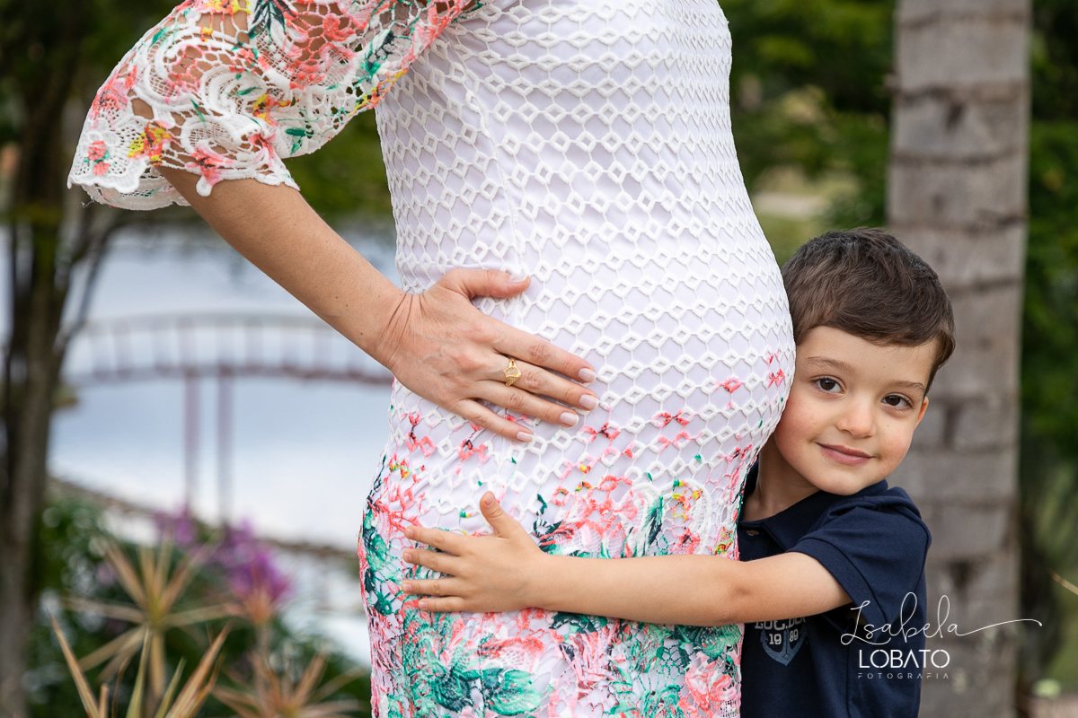 ensaio-gestante-externo-fotografia-de-gravida-fotos-de-gestante-book-de-gestante-ensaio-familia-fotografa-em-barbacena-melhor-fotografa-isabela-lobato-fotografia-ensaio-gestante-lyfiestile- amor-de-mae-roupa-de-gestante-isabela-lobato-fotografia-estudio