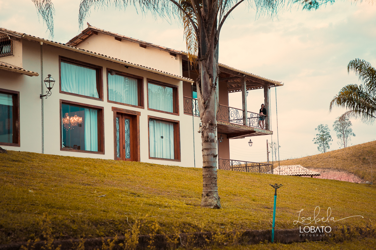 ensaio-gestante-externo-fotografia-de-gravida-fotos-de-gestante-book-de-gestante-ensaio-familia-fotografa-em-barbacena-melhor-fotografa-isabela-lobato-fotografia-ensaio-gestante-lyfiestile- amor-de-mae-roupa-de-gestante-isabela-lobato-fotografia-estudio