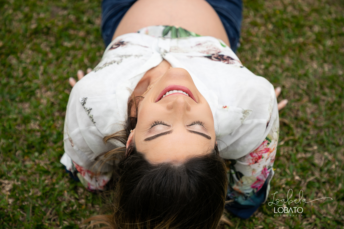 ensaio-gestante-externo-fotografia-de-gravida-fotos-de-gestante-book-de-gestante-ensaio-familia-fotografa-em-barbacena-melhor-fotografa-isabela-lobato-fotografia-ensaio-gestante-lyfiestile- amor-de-mae-roupa-de-gestante-isabela-lobato-fotografia-estudio