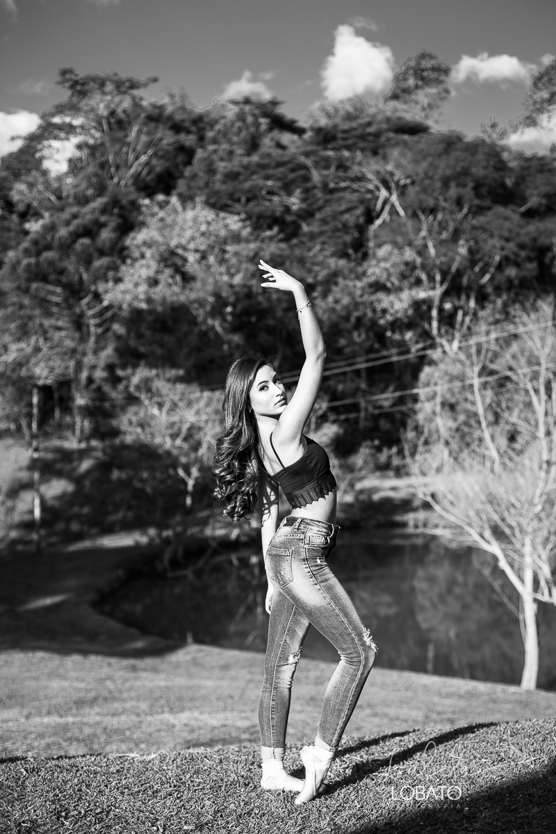 ensio-externo-de-15-anos-book-15anos-fotografa-em-barbacena-ensaios-fotograficos-park-hotel-mantiqueira-ponto-turistico-barbacena-park-hotel-mantiqueira-estudio-fotografico-em-barbacena-isabela-lobato-fotografia-melhor-fotografa-da-cidade-ensaio-15-anos