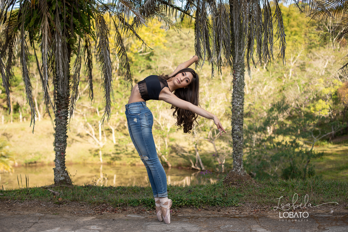 ensio-externo-de-15-anos-book-15anos-fotografa-em-barbacena-ensaios-fotograficos-park-hotel-mantiqueira-ponto-turistico-barbacena-park-hotel-mantiqueira-estudio-fotografico-em-barbacena-isabela-lobato-fotografia-melhor-fotografa-da-cidade-ensaio-15-anos