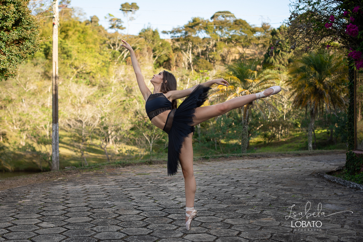 ensio-externo-de-15-anos-book-15anos-fotografa-em-barbacena-ensaios-fotograficos-park-hotel-mantiqueira-ponto-turistico-barbacena-park-hotel-mantiqueira-estudio-fotografico-em-barbacena-isabela-lobato-fotografia-melhor-fotografa-da-cidade-ensaio-15-anos
