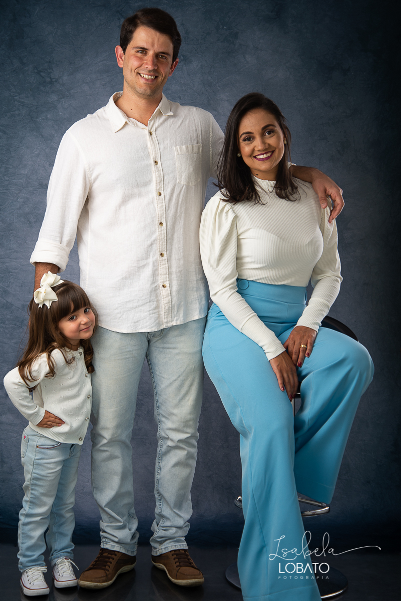 ensaio-familia-estudio-ensaio-fotografico-em-estudio-luz-de-estudio-fotografico-em-barbacena-isabela-lobato-fotografia-melhor-fotografa-de-barbacena-fotografa-de-crianca-fotografa-de-gestante-fotografa-de-casal-isabela-lobato-fotografia-estudio-fotografia