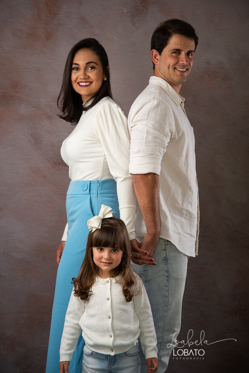 ensaio-familia-estudio-ensaio-fotografico-em-estudio-luz-de-estudio-fotografico-em-barbacena-isabela-lobato-fotografia-melhor-fotografa-de-barbacena-fotografa-de-crianca-fotografa-de-gestante-fotografa-de-casal-isabela-lobato-fotografia-estudio-fotografia