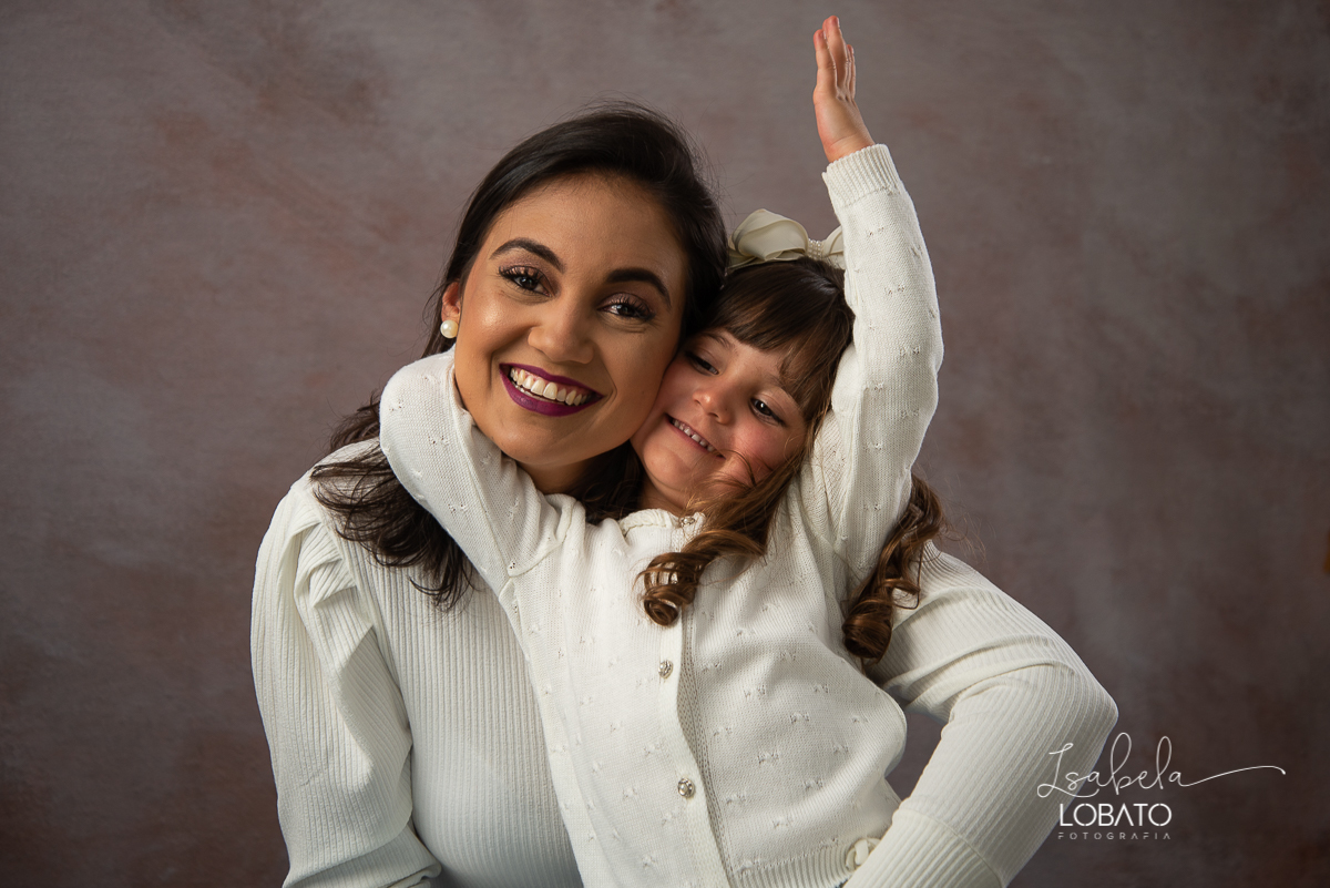 ensaio-familia-estudio-ensaio-fotografico-em-estudio-luz-de-estudio-fotografico-em-barbacena-isabela-lobato-fotografia-melhor-fotografa-de-barbacena-fotografa-de-crianca-fotografa-de-gestante-fotografa-de-casal-isabela-lobato-fotografia-estudio-fotografia