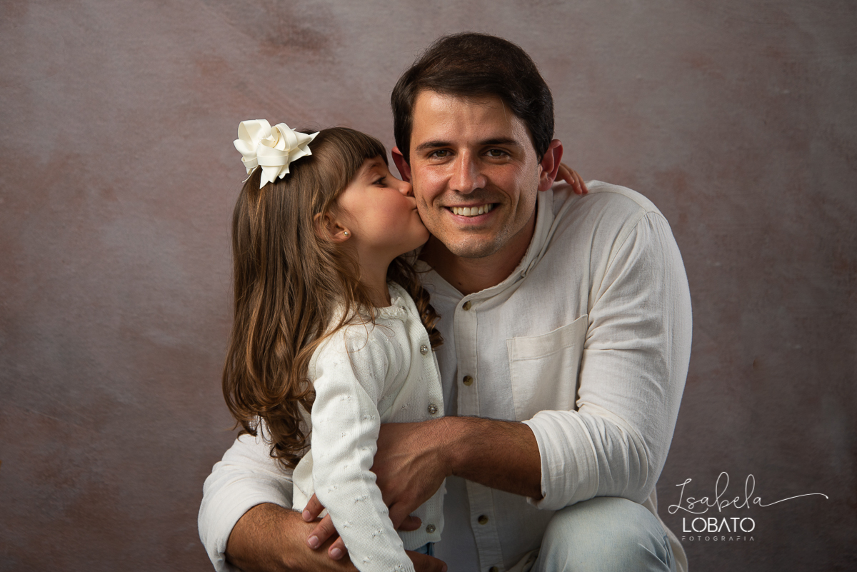 ensaio-familia-estudio-ensaio-fotografico-em-estudio-luz-de-estudio-fotografico-em-barbacena-isabela-lobato-fotografia-melhor-fotografa-de-barbacena-fotografa-de-crianca-fotografa-de-gestante-fotografa-de-casal-isabela-lobato-fotografia-estudio-fotografia