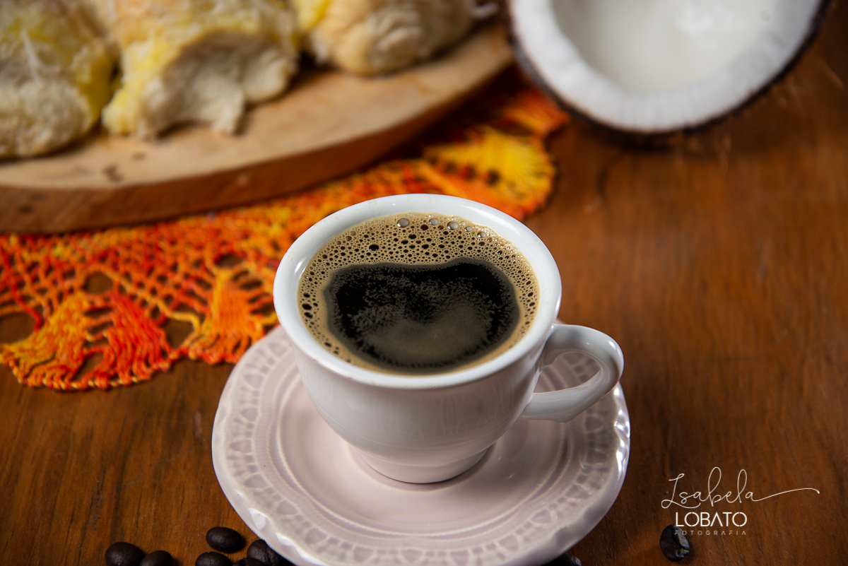 foto-de-pao-frances-padaria-foto-gourmet-fotografia-de-alimentos-sonho-padaria-pao-de-queijo-cafe-com-pao-de-sal-pao-doce-pao-de-leite-ninho-pao-italiano-pao-recheado-brusqueta-lanchinho-bolo-de-milho-verde-fotografa-de-alimentos-isabela-lobato-fotografia