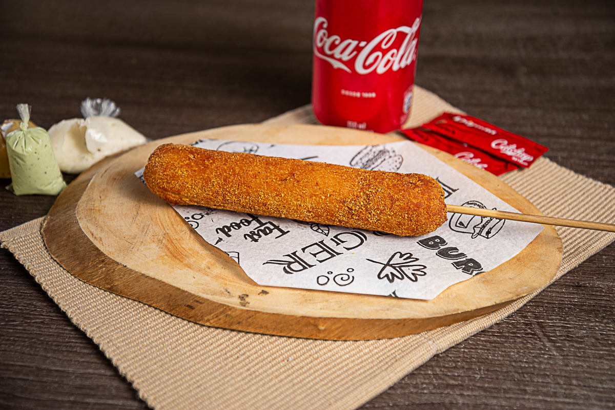 coxinha-empada-quibe-salgados-frito-salgado-assado-pastel-de-angu-risole-de-carne-batata-rustica-batata-frita-kone-show-barbacena-coca-cola-espetinho-de-frango-mini-salgados-ai-que-fome-barbacena-fotografa-de-gastronomia-fotografia-gourmet-foto-de-comidac