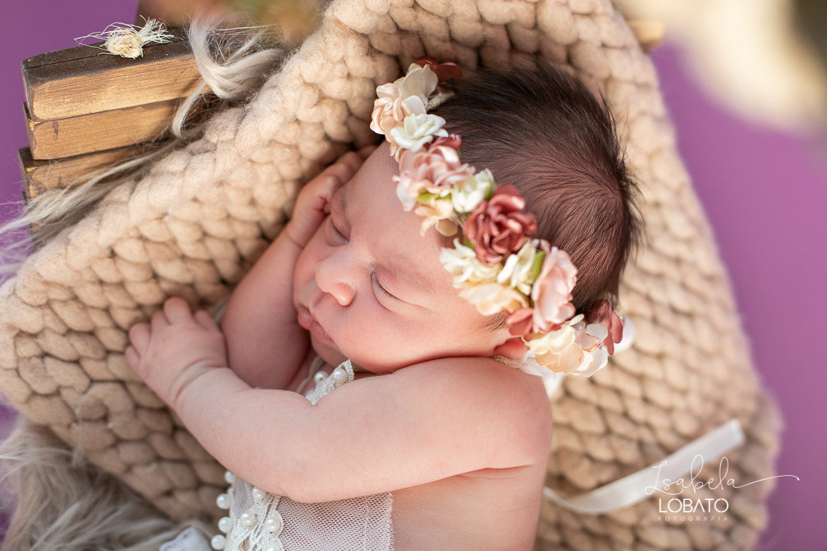 foto-de-recem-nascido-fotografia-de-bebes-ensaio-newborn-bebe-de-10-dias-primeiros-dias-bebes-fases-do-bebe-melhor-fotografa-de-bebes-em-barbacena-estudio-fotografico-infantil-isabela-lobato-fotografia-bebes-recem-nascido-poses