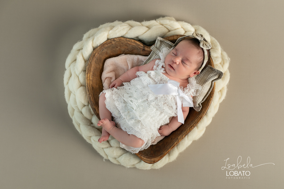 foto-de-recem-nascido-fotografia-de-bebes-ensaio-newborn-bebe-de-10-dias-primeiros-dias-bebes-fases-do-bebe-melhor-fotografa-de-bebes-em-barbacena-estudio-fotografico-infantil-isabela-lobato-fotografia-bebes-recem-nascido-poses