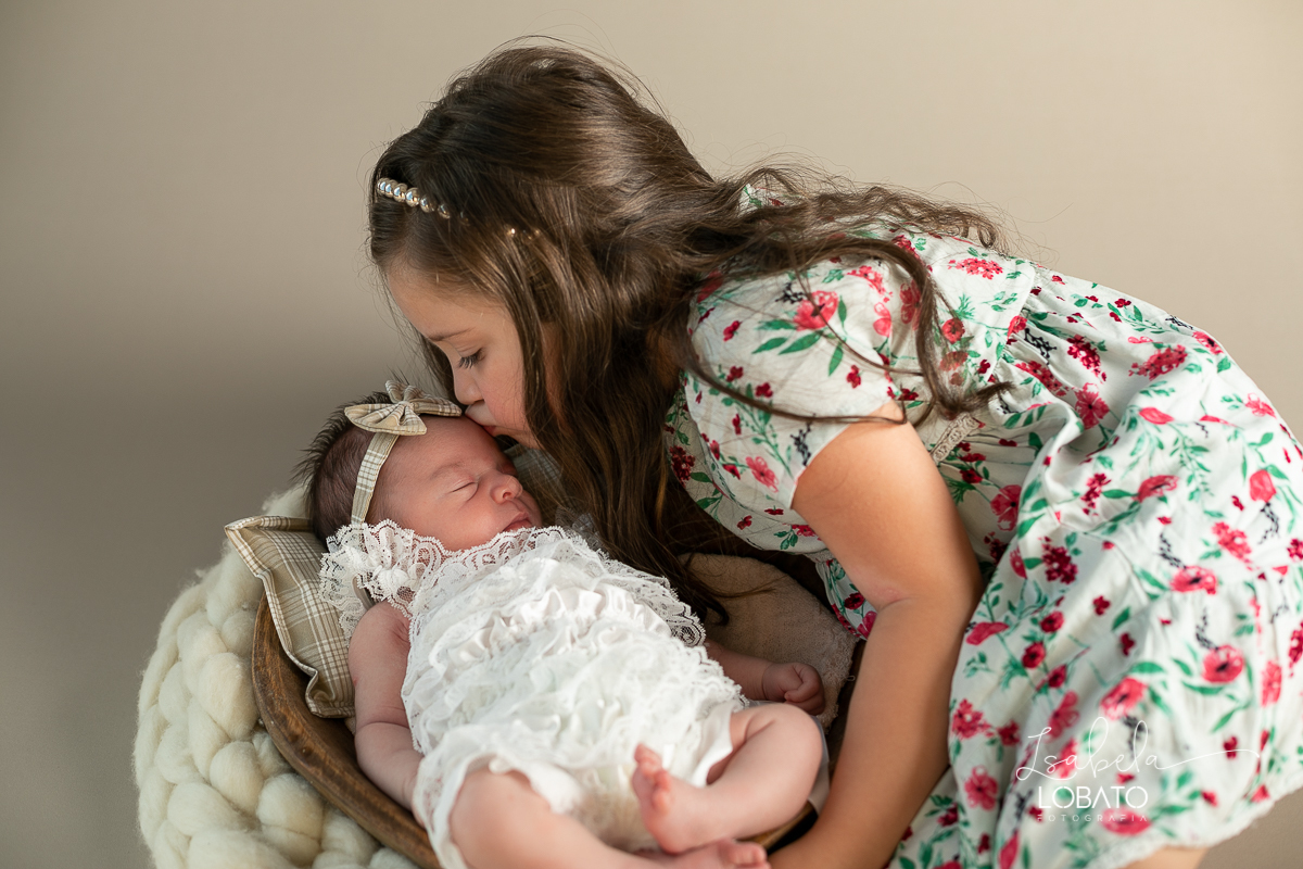 foto-de-recem-nascido-fotografia-de-bebes-ensaio-newborn-bebe-de-10-dias-primeiros-dias-bebes-fases-do-bebe-melhor-fotografa-de-bebes-em-barbacena-estudio-fotografico-infantil-isabela-lobato-fotografia-bebes-recem-nascido-poses