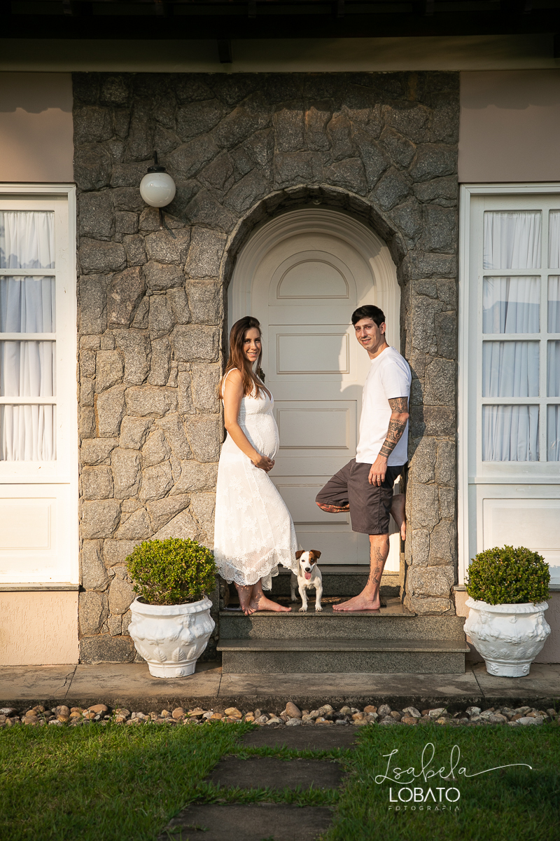ensaio-gestante-gravidiva-gravida-look-gestante-bailarina-gravida-sapatilha-de-ponta-irmao-humano-dog-fotografa-de-gestante-estudio-fotografico-isabela-lobato-fotografia-dra-mariana-barroso-fotos-de-gestante-em-barbacena-melhor-fotografa-book-de-gestante