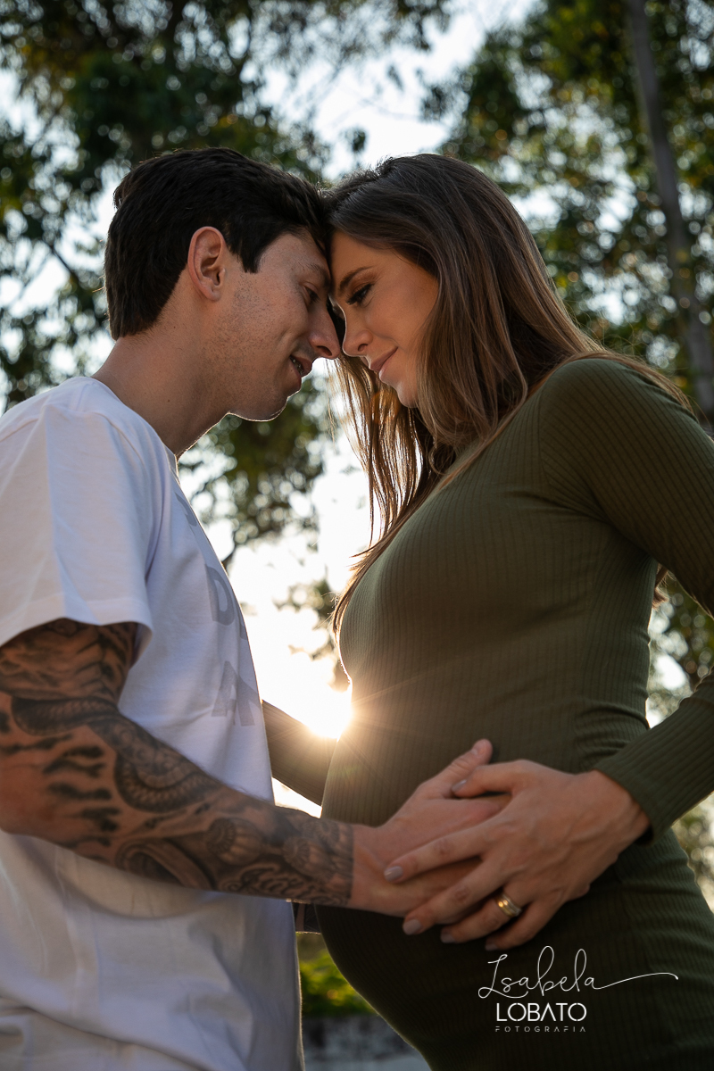 ensaio-gestante-gravidiva-gravida-look-gestante-bailarina-gravida-sapatilha-de-ponta-irmao-humano-dog-fotografa-de-gestante-estudio-fotografico-isabela-lobato-fotografia-dra-mariana-barroso-fotos-de-gestante-em-barbacena-melhor-fotografa-book-de-gestante