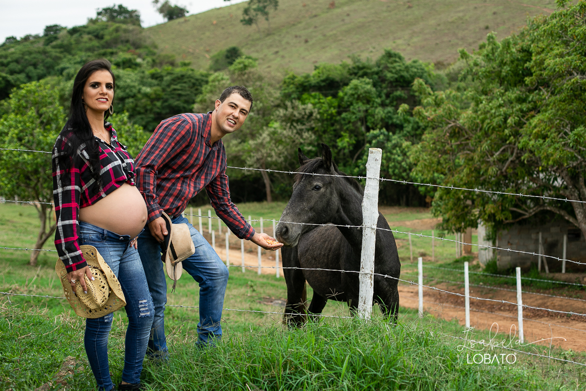 ensaio-gestante-gravidiva-gravida-look-gestante-bailarina-gravida-sapatilha-de-ponta-irmao-humano-dog-fotografa-de-gestante-estudio-fotografico-isabela-lobato-fotografia-dra-mariana-barroso-fotos-de-gestante-em-barbacena-melhor-fotografa-book-de-gestantee