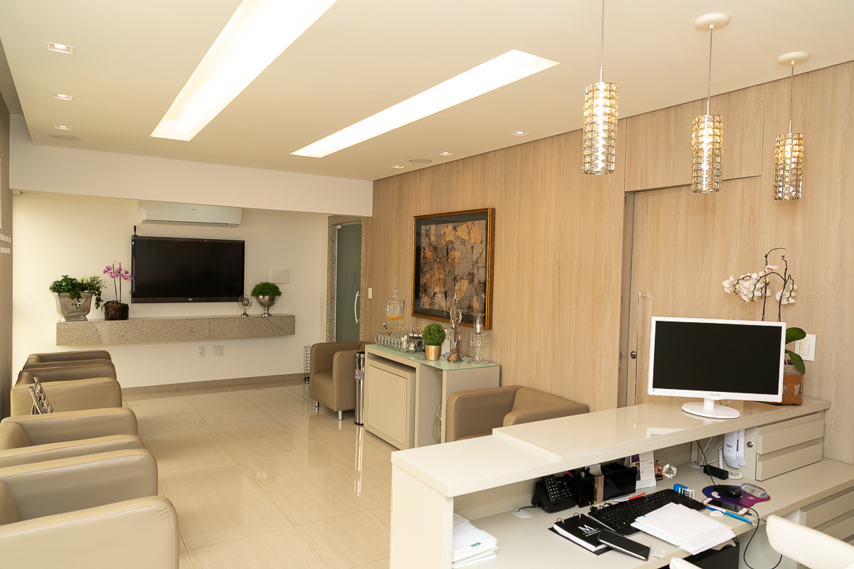 consultorio-medico-decoracao-de-consultorio-medico-de-mama-mastologista-em-barbacena-consultorio-dra-marvola-dutra-camara-marketing-de-medico-mkt-ditigal-midias-digitais-publicidade-fotos-isabela-lobato-fotografia-protese-mamaria-cancer-de-mama-tratamento