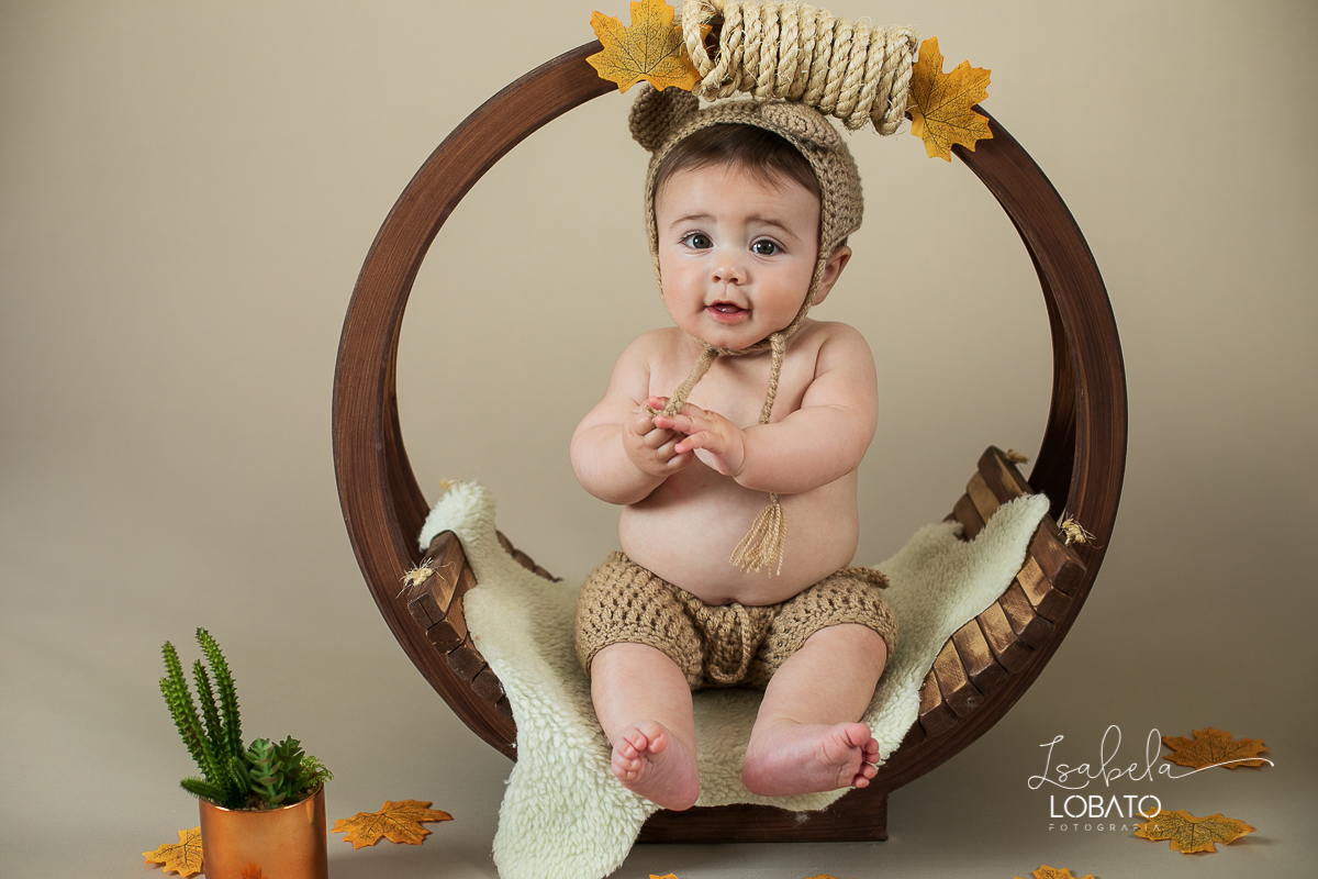 acompanhamento-mensal-fotografico-acompanhamento-criativo-acompanhamento-fotografico-de-bebes-acompanhento-trimestral-fases-do-bebe-desenvolvimento-bebes-bebe-de-seis-meses-foto-de-bebes-fotografa-infantil-estudio-fotografico-infantil-em-barbacena-isabela
