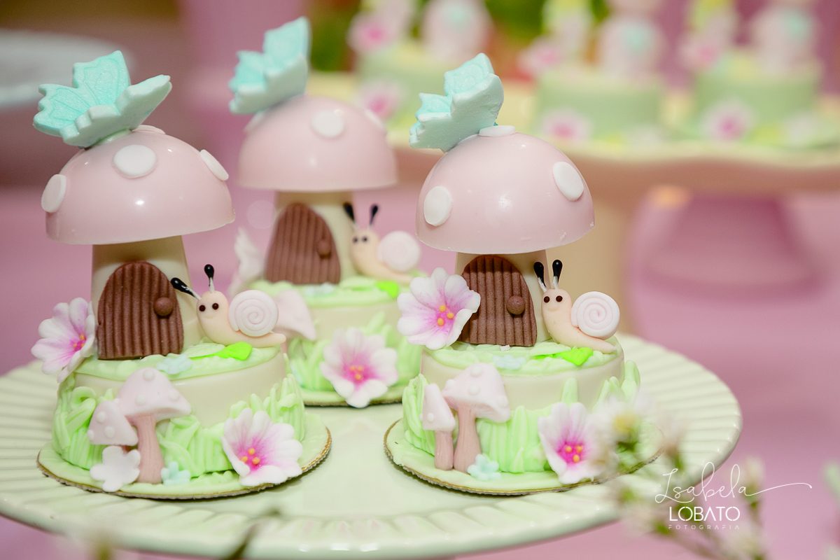 festa-de-aniversario-jardim-encantado-haras-carandai-haras-malugu-carndai-mg-festa-de-anivrsario-infantil-decoracao-jardim-encantado-amais-festa-carandai-fotografa-em-carandai-isabela-lobato-fotografia-fotografa-infantil-em-carandai-mg-ayla-faz-um