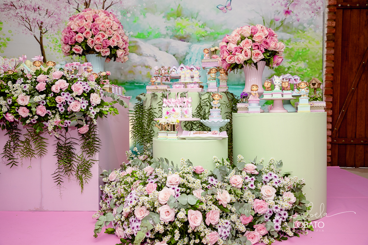 festa-de-aniversario-jardim-encantado-haras-carandai-haras-malugu-carndai-mg-festa-de-anivrsario-infantil-decoracao-jardim-encantado-amais-festa-carandai-fotografa-em-carandai-isabela-lobato-fotografia-fotografa-infantil-em-carandai-mg-ayla-faz-um