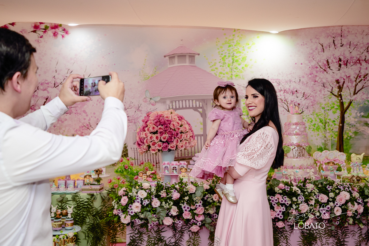 festa-de-aniversario-jardim-encantado-haras-carandai-haras-malugu-carndai-mg-festa-de-anivrsario-infantil-decoracao-jardim-encantado-amais-festa-carandai-fotografa-em-carandai-isabela-lobato-fotografia-fotografa-infantil-em-carandai-mg-ayla-faz-um