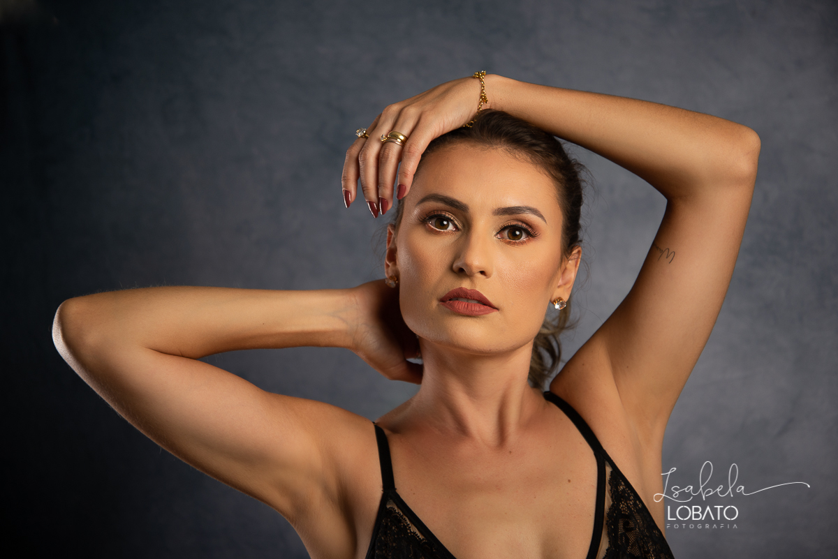 ensaio-feminino-ensaio-boudoir-estudio-fotografia-feminina-book-feminino-fotografia-de-mulher-fotos-sensuais-feminina-fotografa-de-ensaios-femininos-em-barbacena-estudio-fotografico-isabela-lobato-fotografia-ensaios-femininos-barbacena-carandai-cipotanea