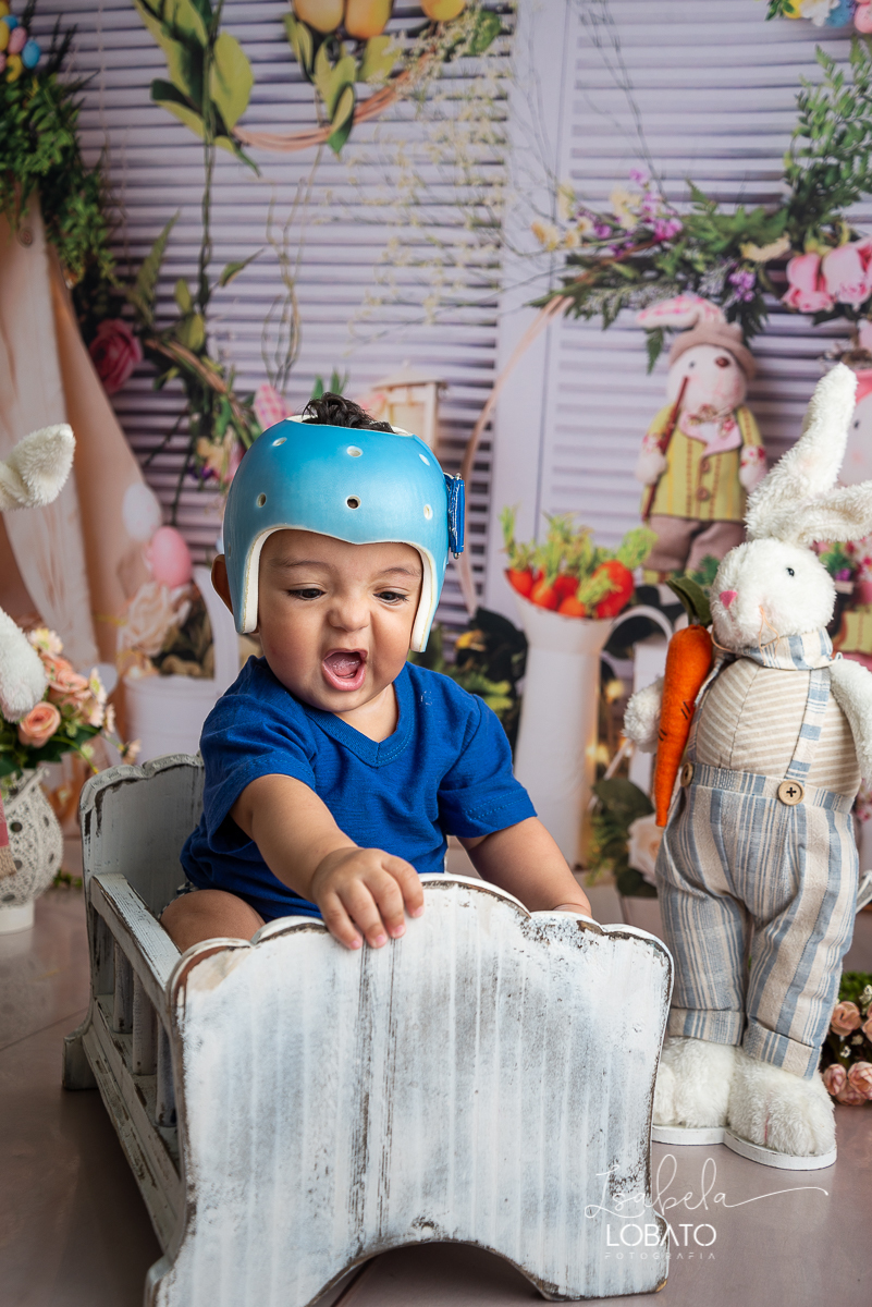 memorias-de-pascoa-2021-ensaio-fotografico-de-pascoa-ovos-de-pascoa-coelhinho-da-pascoa-fundo-fotografico-de-pascoa-cenário-fotografico-de-pascoa-estudio-de-fotos-em-barbacena-isabela-lobato-fotografia-ensaio-de-pascoa-2021-fotografos-carandai-cipotanea