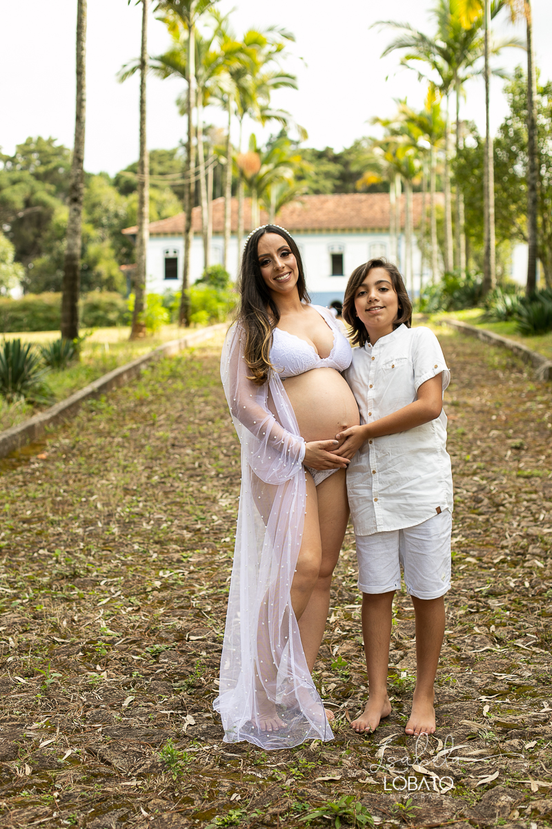 ensaio-gestante-em-barbacena-fotografa-de-gestante-em-barbacena-melhor-fotografa-de-barbacena-doce-espera-roupa-de-gravida-moda-gestante-mundo-azul-nove-meses-amor-de-mae-gestacao-fotografia-de-gravida-gravidiva-roupa-para-ensaio-gestante-parto-natural