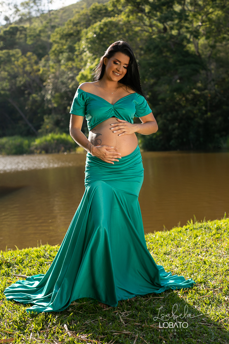ensaio-gestante-em-barbacena-fotografa-de-gestante-em-barbacena-melhor-fotografa-de-barbacena-doce-espera-roupa-de-gravida-moda-gestante-mundo-azul-nove-meses-amor-de-mae-gestacao-fotografia-d-gravida-gravidiva-roupa-para-gestante-fazenda-grotao-da-rainha