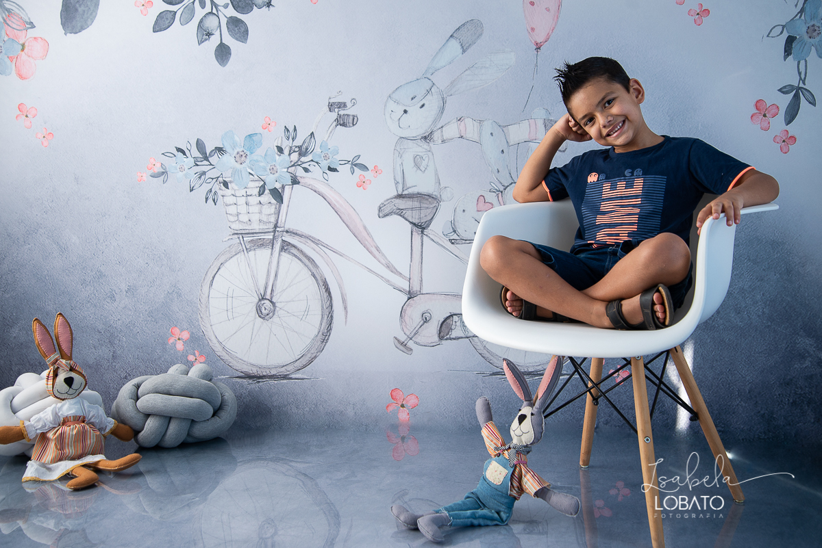 memorias-de-pascoa-2021-ensaio-fotografico-de-pascoa-ovos-de-pascoa-coelhinho-da-pascoa-fundo-fotografico-de-pascoa-cenário-fotografico-de-pascoa-estudio-de-fotos-em-barbacena-isabela-lobato-fotografia-ensaio-de-pascoa-2021-fotografos-carandai-cipotanea