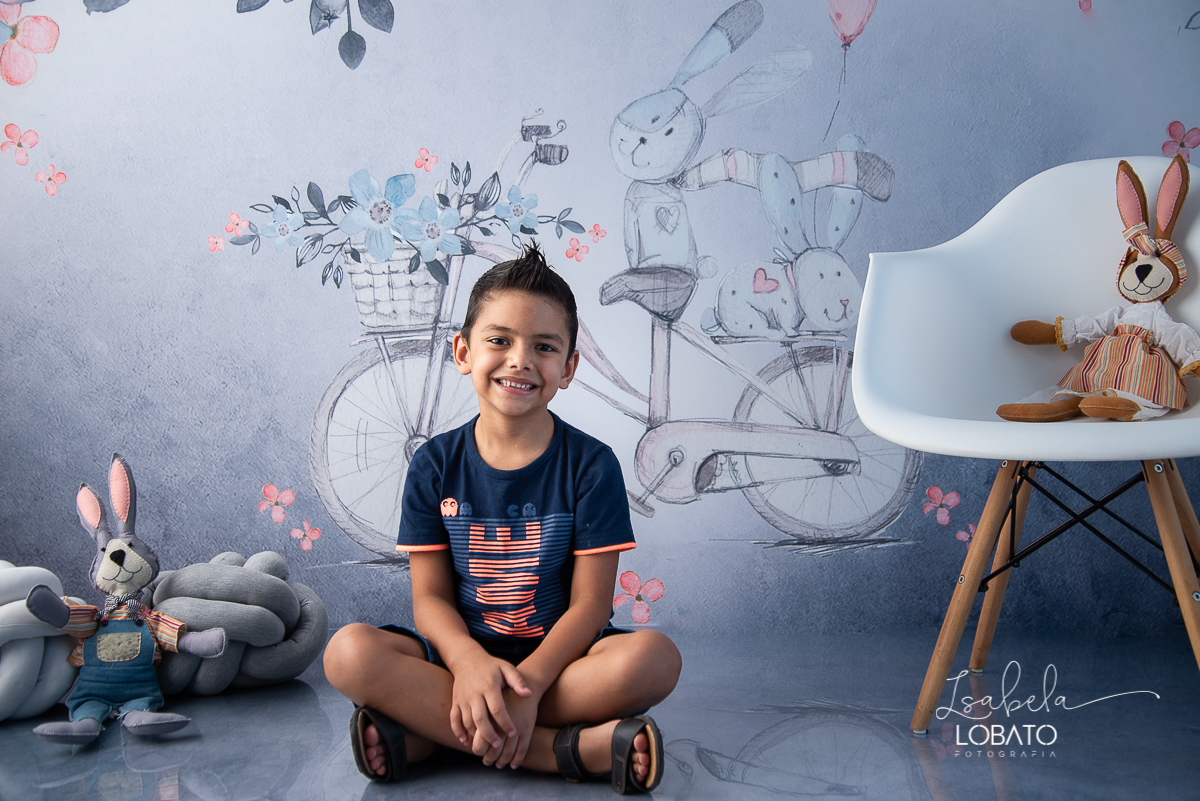 memorias-de-pascoa-2021-ensaio-fotografico-de-pascoa-ovos-de-pascoa-coelhinho-da-pascoa-fundo-fotografico-de-pascoa-cenário-fotografico-de-pascoa-estudio-de-fotos-em-barbacena-isabela-lobato-fotografia-ensaio-de-pascoa-2021-fotografos-carandai-cipotanea