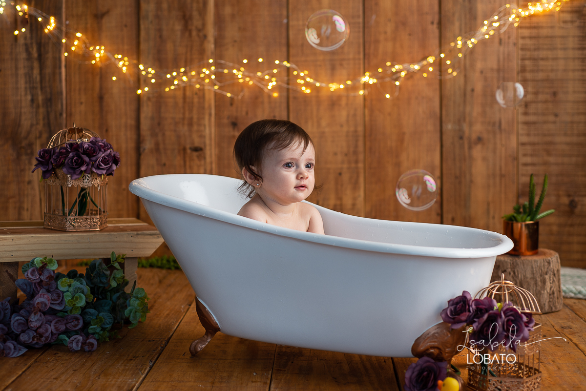 ensaio-da-hora-do-banho-splash-baby-props-do-bem-lefotick-acompanhamento-fotografico-book-infantil-fases-do-bebe-bebe-11-meses-desenvolvimento-bebes-bebe-modelo-brinquedos-de-banho-patinho-amarelinho-bolinha-de-sabao-melhor-fotografa-infantil-barbacena-mg