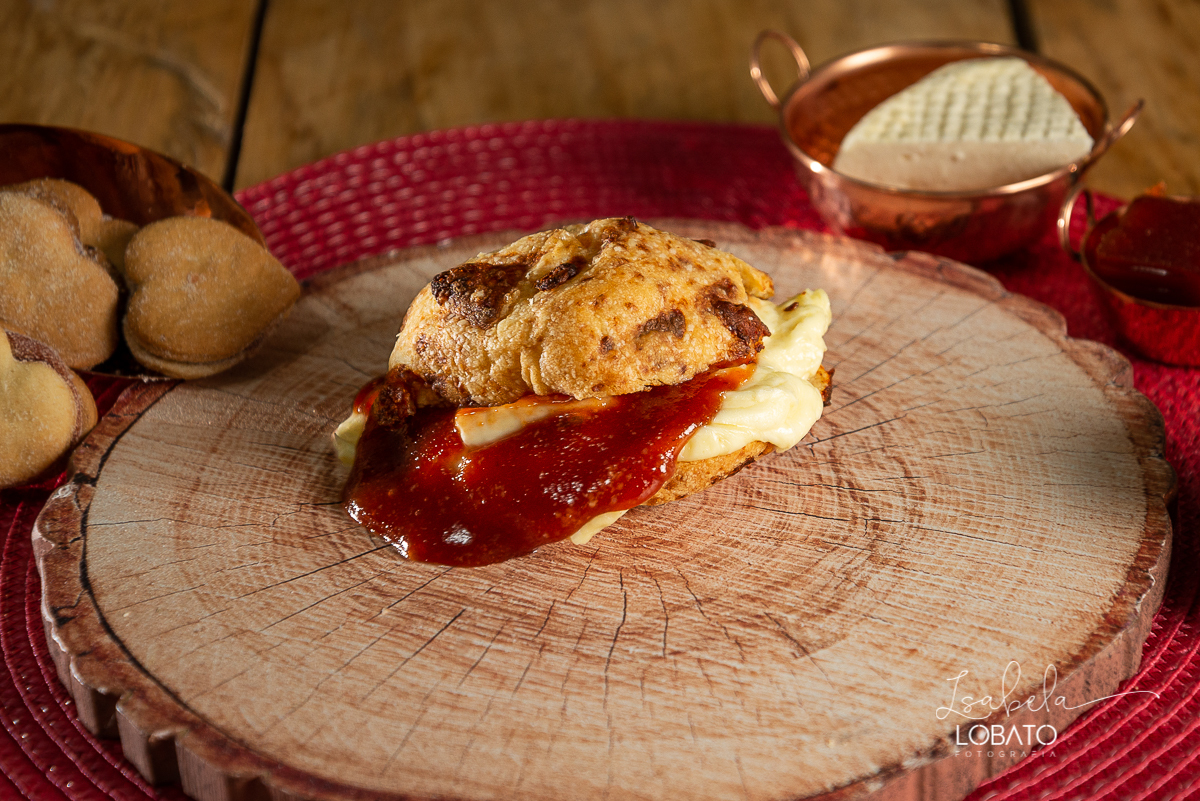 foto-para-publicidade-fotografia-de-alimentos-foto-de-comida-foto-de-pao-de-queiojo-bonita-pao-de-queijo-mineiro-fotografia-incrivel-de-gastronomia-fotografa-de-alimentos-fotografia-gourmet-food-photography-mkt-midia-social-marketing-de-alimentos-ilcao