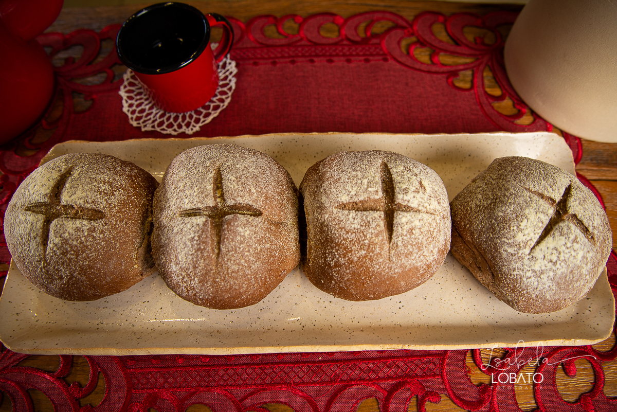 foto-de-padaria-foto-de-pao-frances-pao-de-sal-pao-massa-grossa-emporio-padaria-pao-de-queijo-cafe-bolo-de-chocolate-bolo-de-cenoura-biscoitos-pastel-de-belem-pao-massa-fina-pao-doce-queijo-minas-croassant-cafe-com-leite-foto-de-cafe-foto-d-lanche-gourmet