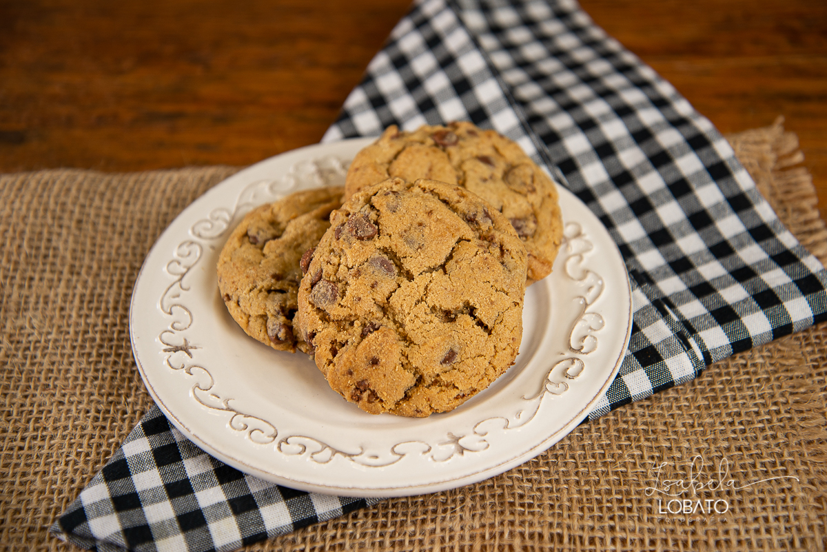 foto-de-padaria-foto-de-pao-frances-pao-de-sal-pao-massa-grossa-emporio-padaria-pao-de-queijo-cafe-bolo-de-chocolate-bolo-de-cenoura-biscoitos-pastel-de-belem-pao-massa-fina-pao-doce-queijo-minas-croassant-cafe-com-leite-foto-de-cafe-foto-d-lanche-gourmet